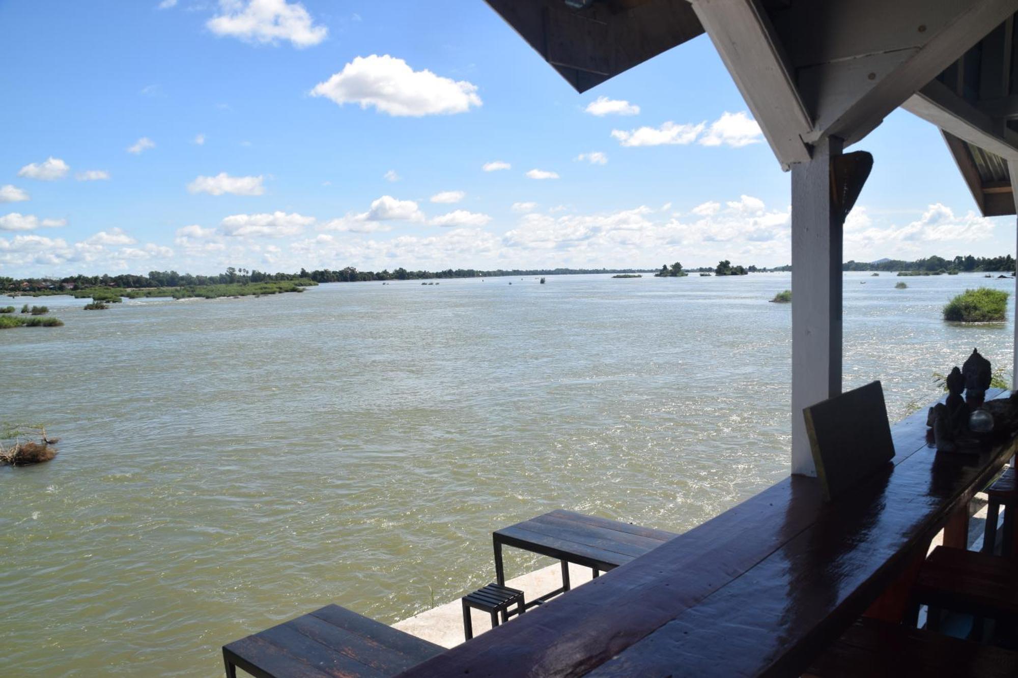 Don Som Riverside Guesthouse Екстериор снимка